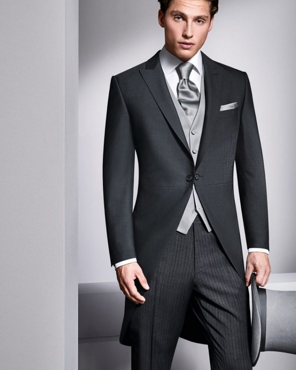 Cut oder Morning Dress